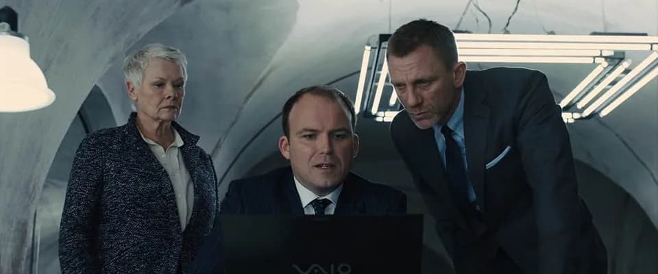 Still from Skyfall illustrating Q Plugs In Silva’s Laptop
