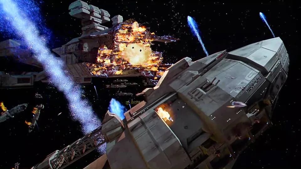 Still from Starship Troopers illustrating Klendathu Invasion