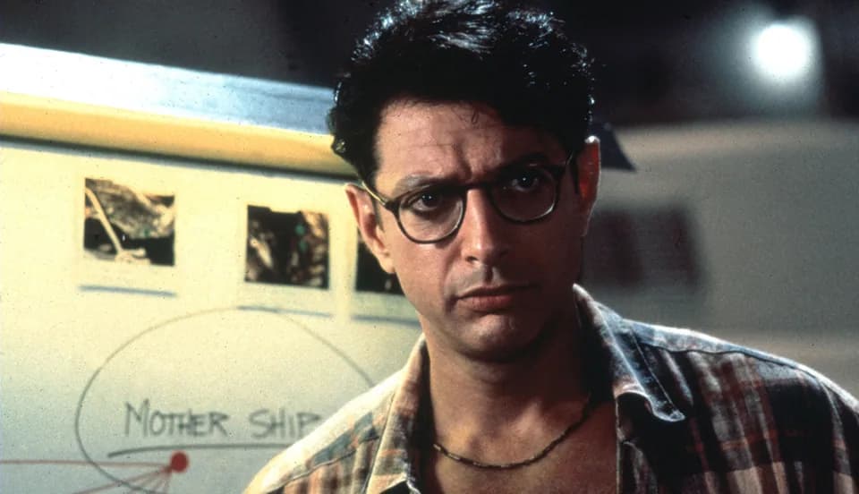 Still from Independence Day illustrating Independence Day Virus