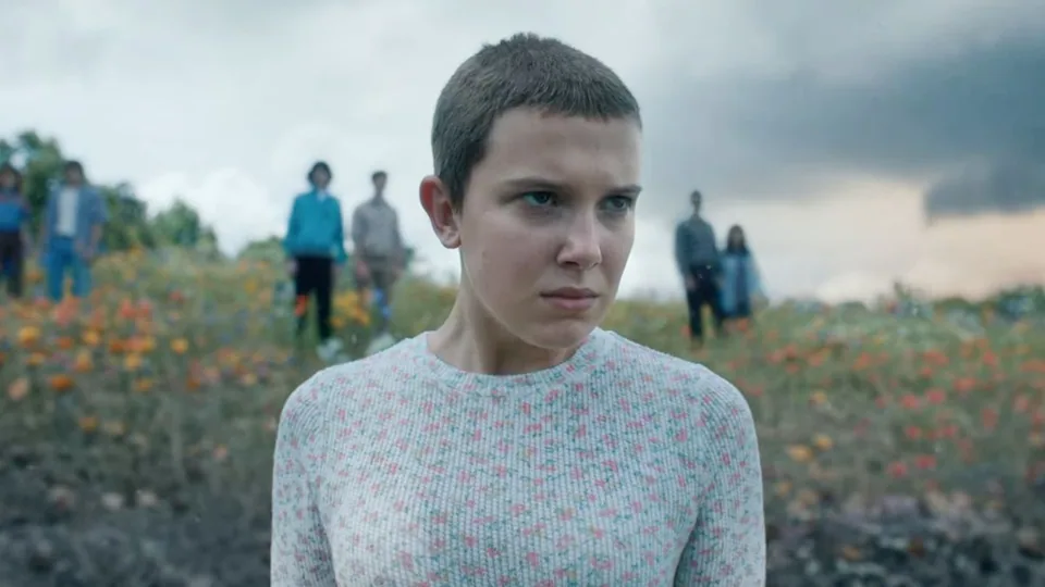 Still from Stranger Things illustrating Eleven Opens the Gate