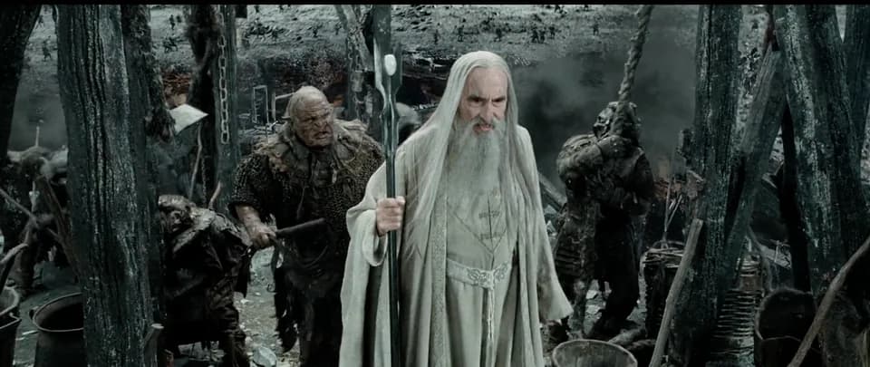 Still from The Lord of the Rings: The Fellowship of the Ring illustrating Saruman's Scaling Race